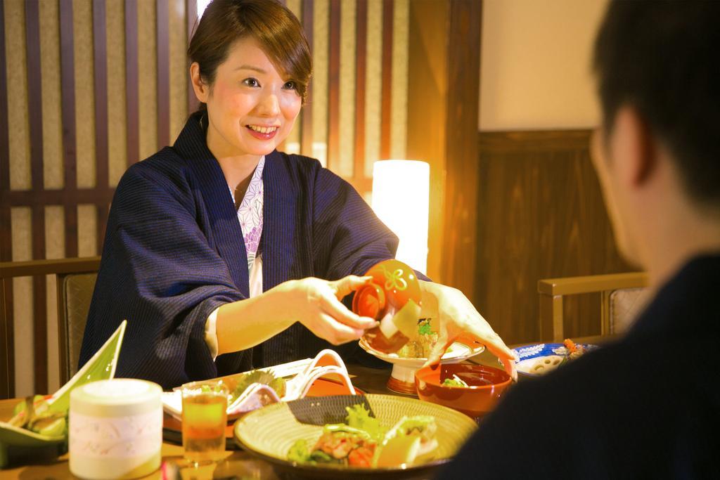 Nansuikaku Hotell Miyawaka Exteriör bild