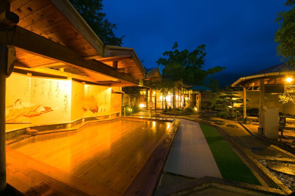 Nansuikaku Hotell Miyawaka Exteriör bild