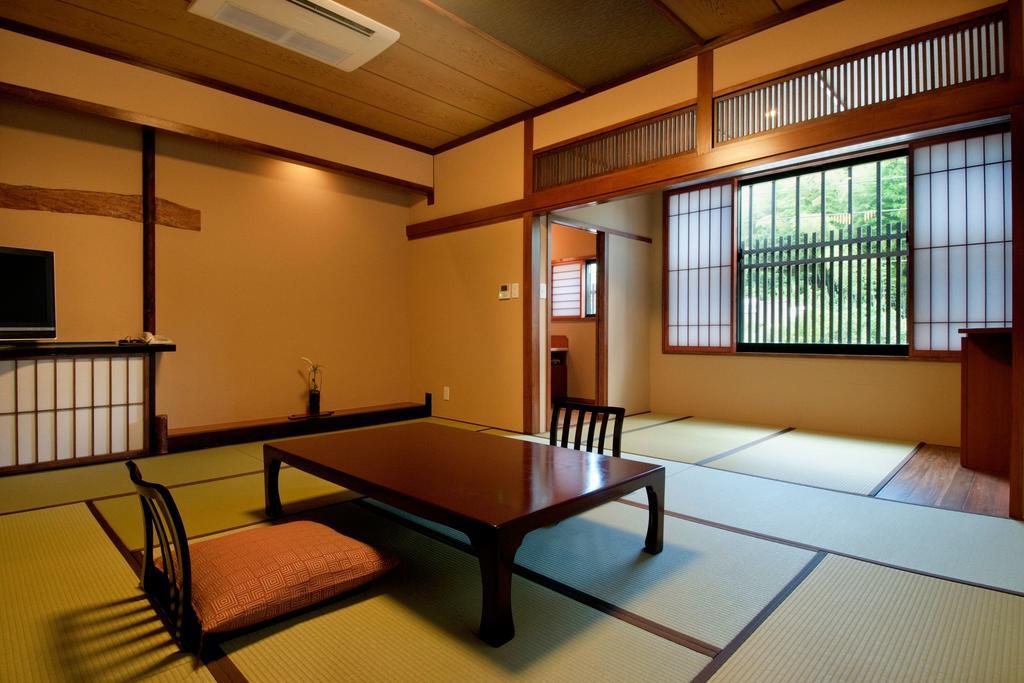 Nansuikaku Hotell Miyawaka Exteriör bild