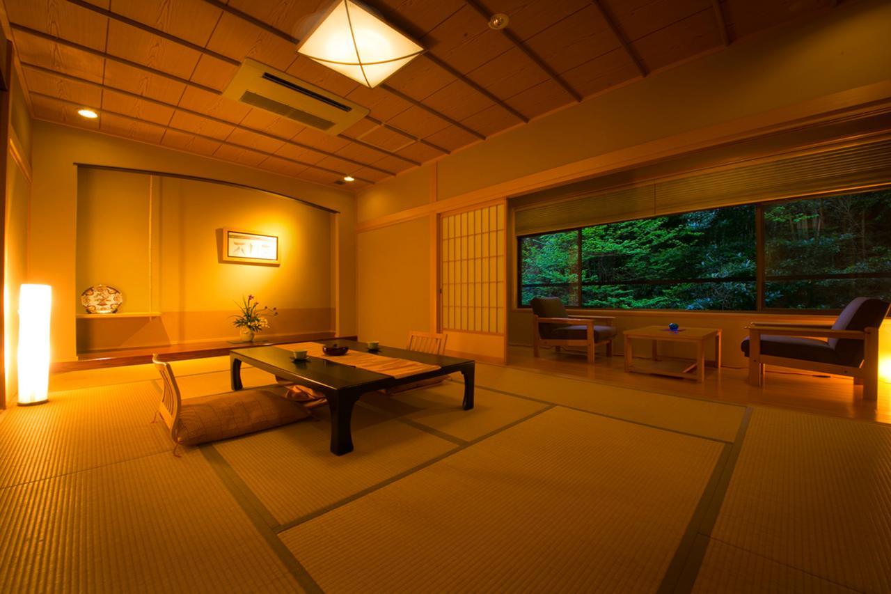 Nansuikaku Hotell Miyawaka Exteriör bild