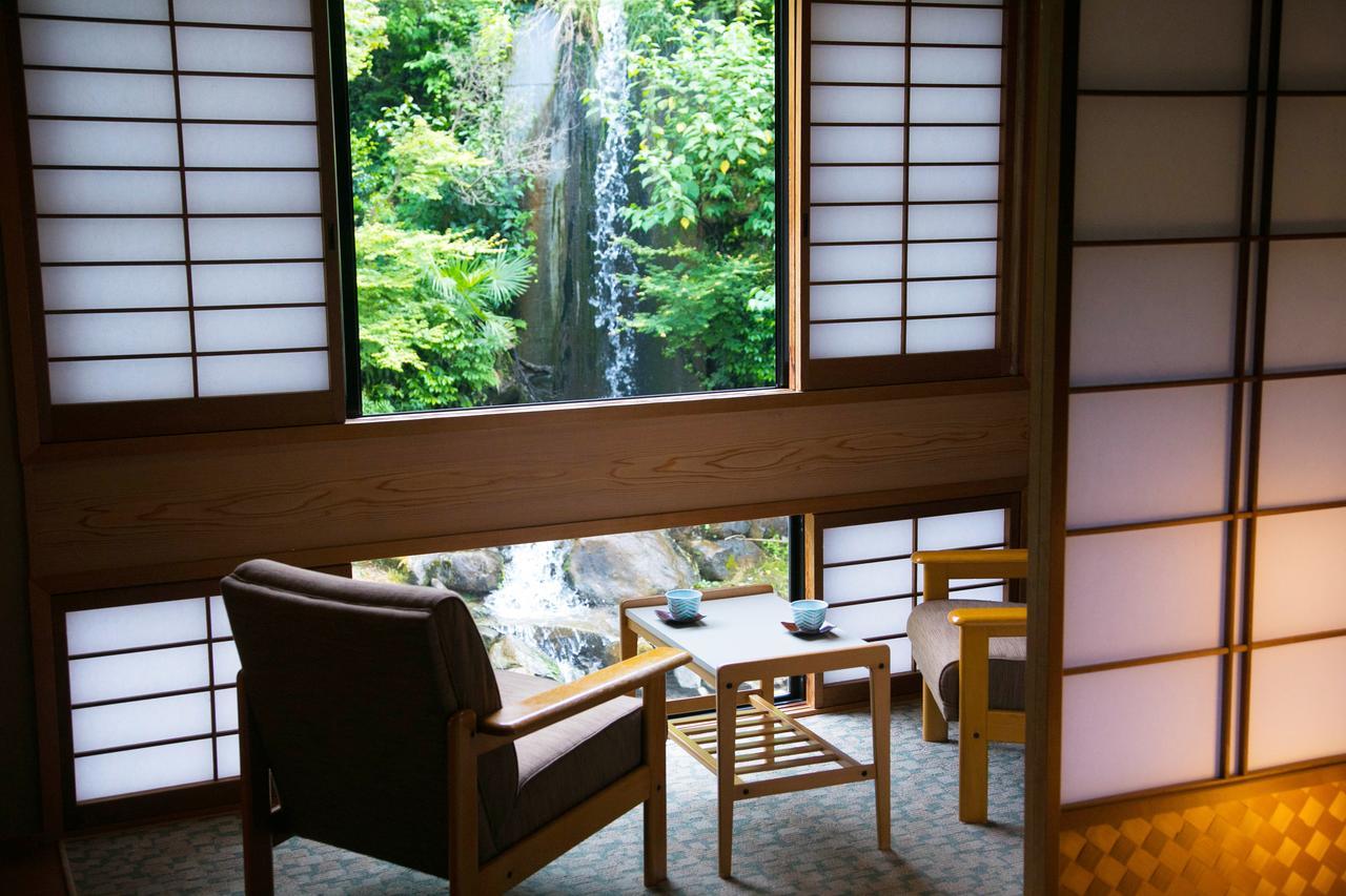 Nansuikaku Hotell Miyawaka Exteriör bild